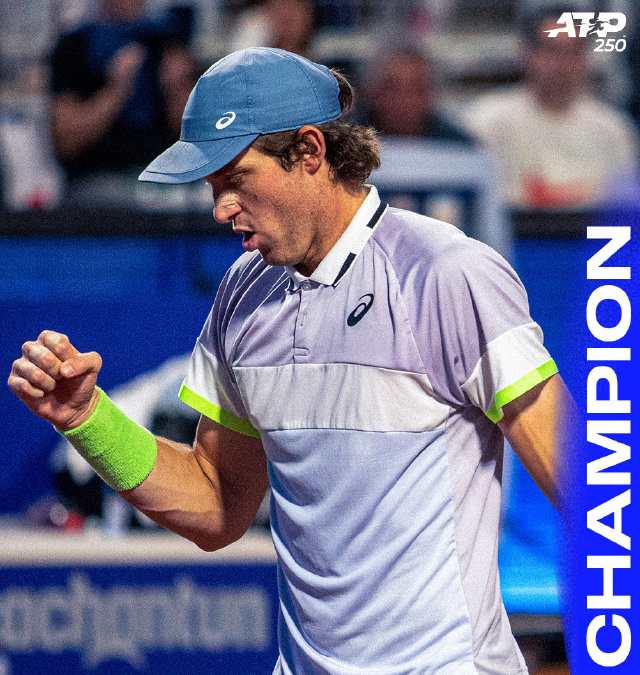 夏洛特黄蜂今晨豪取连胜，志在社区盾名次提升，更衣室稳定，赛程密集仍需轮换(哈利伯顿跟腱受伤后回到更衣室图片)-九游登录入口